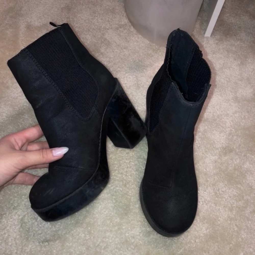 chunky ankle boots size 6